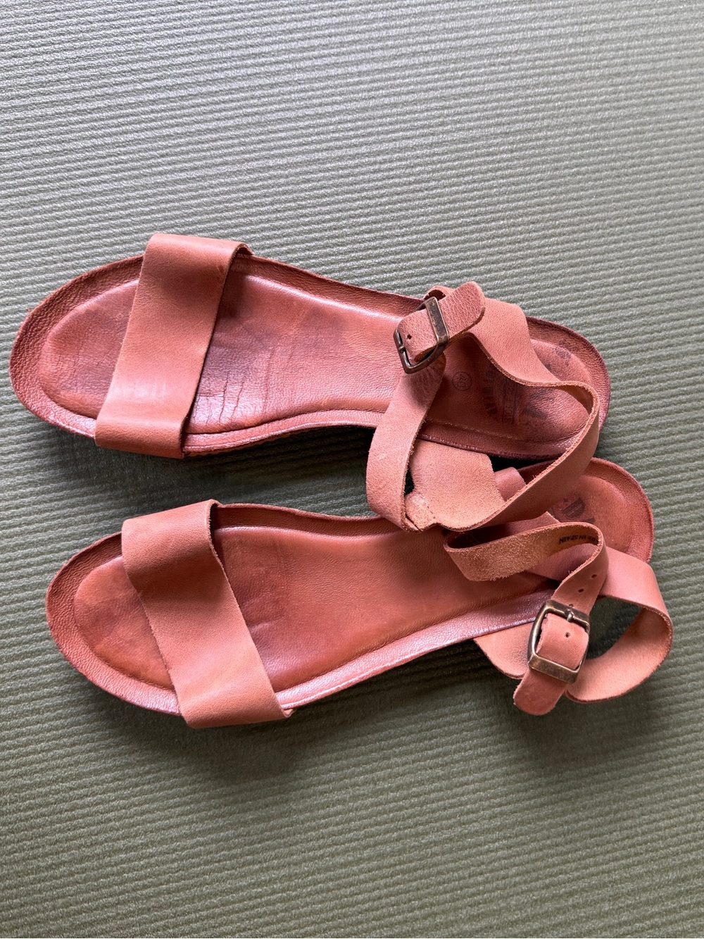 DNA Footwear Real Leather Flat Sandals Size 40 / US 9-9.5 Brown Ankle Strap